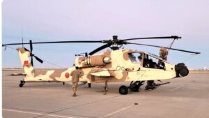 المغرب تكشف عن مروحيات أباتشي AH-64E الجديدة بتمويه صحراوي